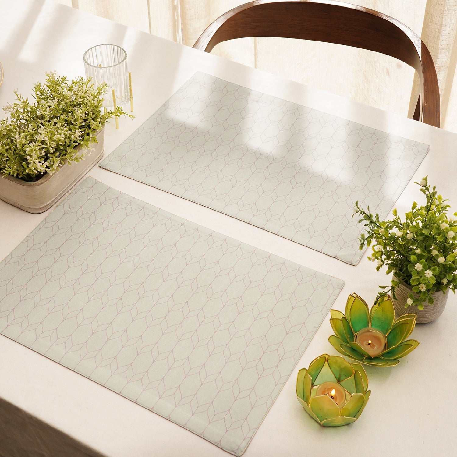 Set of 2 Purple and Off White Geometric Cotton Placemats