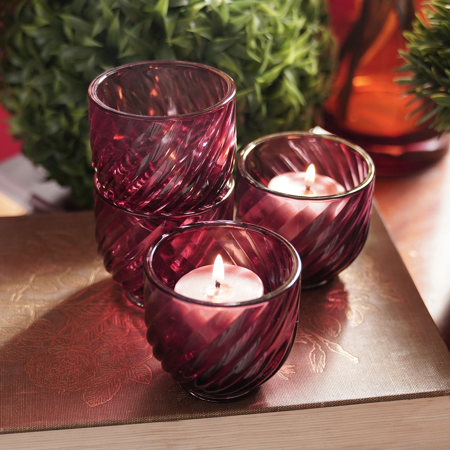 Set of 4 Old Rose Swirl Cut Tealight Holders
