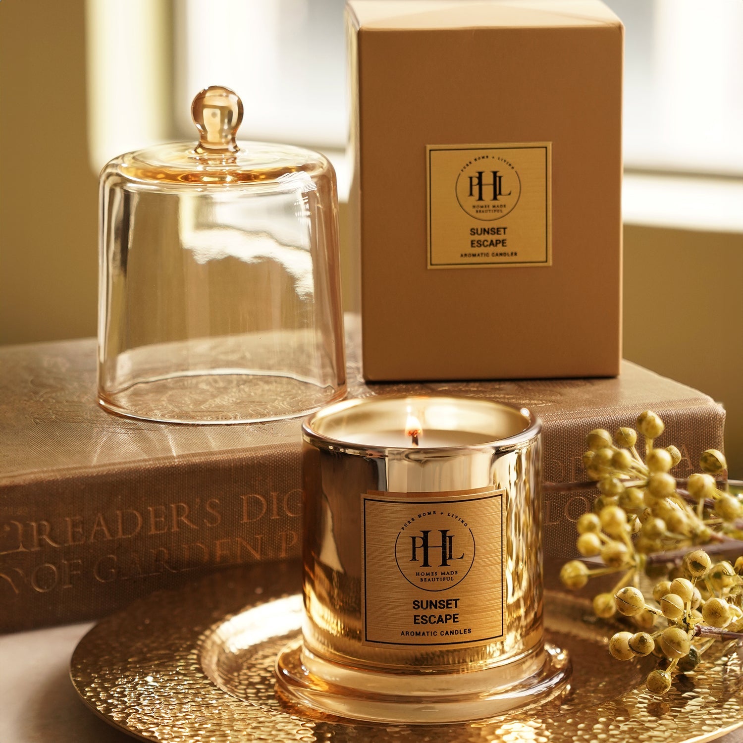 Summer Escape Bell Jar Candle - Gold