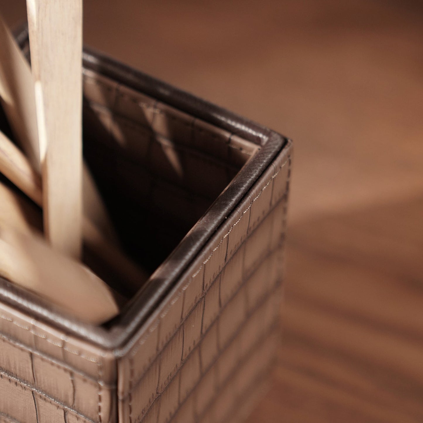 Brown Croco Texture Faux Leather Pen Stand