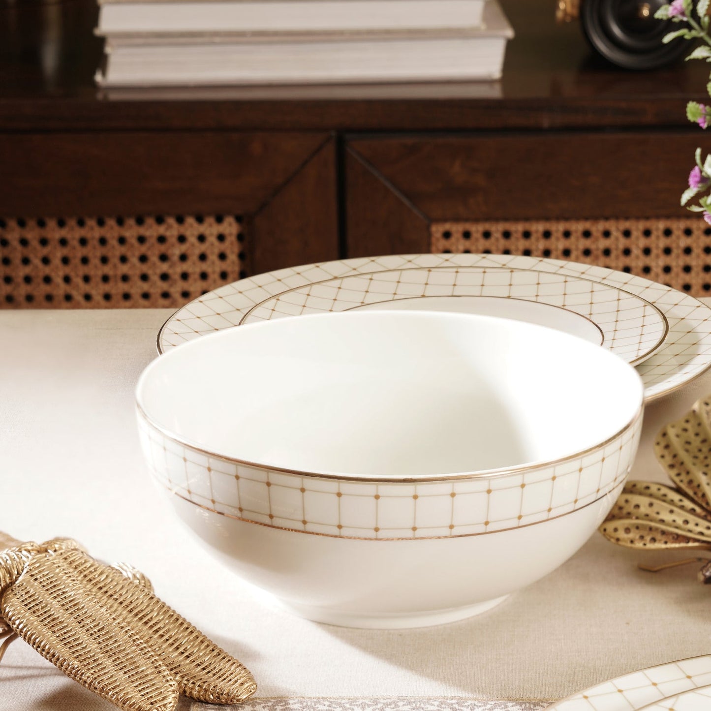 Ivory Ceramic Criss Cross Detail Serving Bowl
