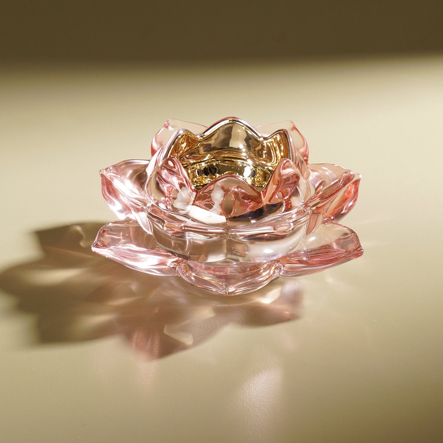 Light Pink Lotus Shaped Glass Tealight Holder
