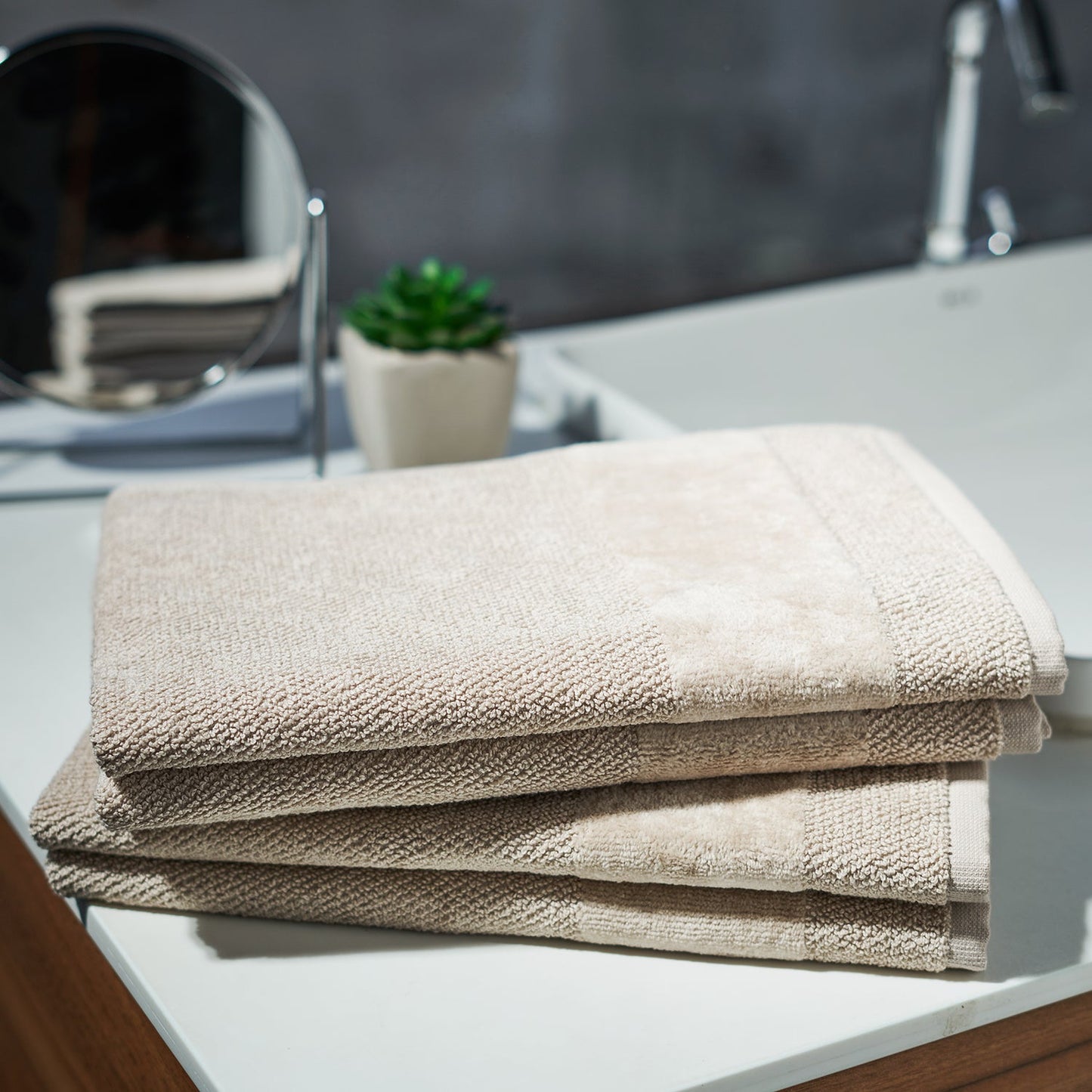 Set of 4 Light Beige Sheared Hand Towels