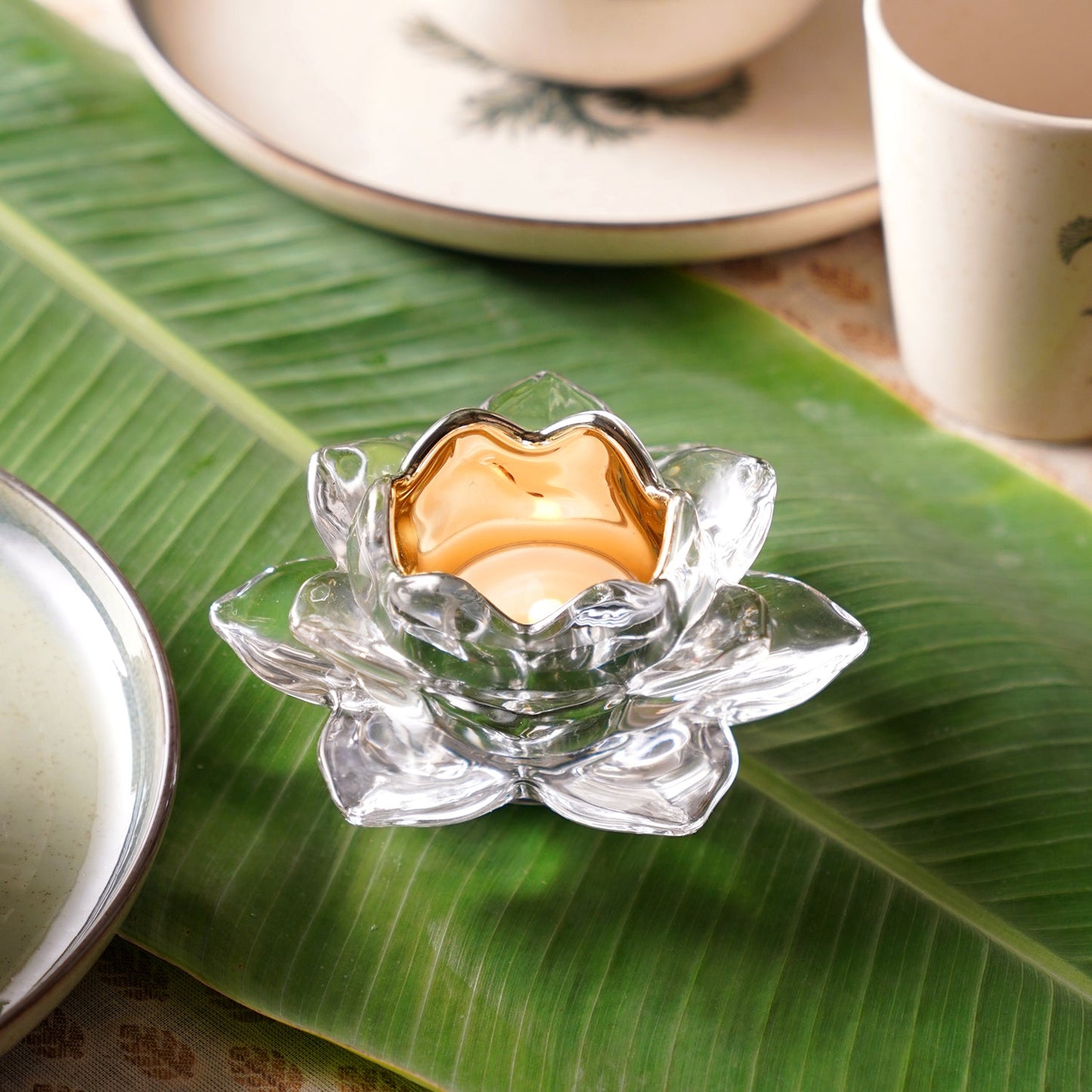 Set of 2 Clear Lotus Shaped Tealight Holders