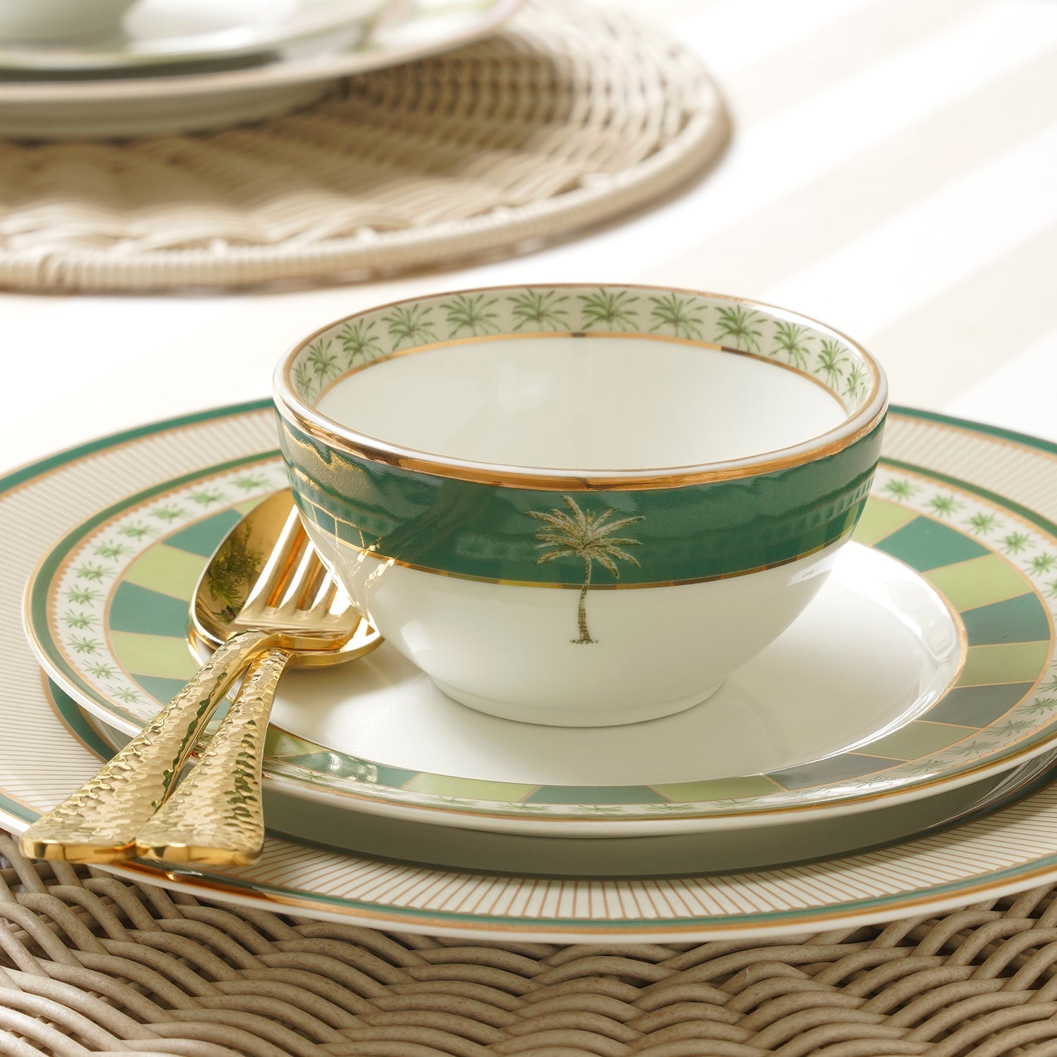 Set Of 2 Beige & Green Verde Print Bowls