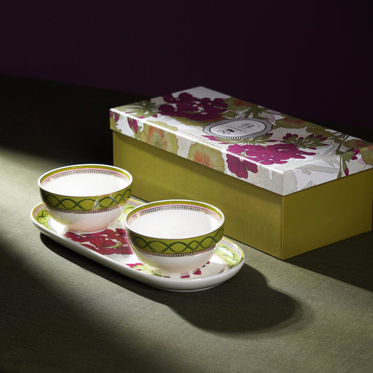 Set of 3 Red & Green Rosabay Print Platter & Bowls