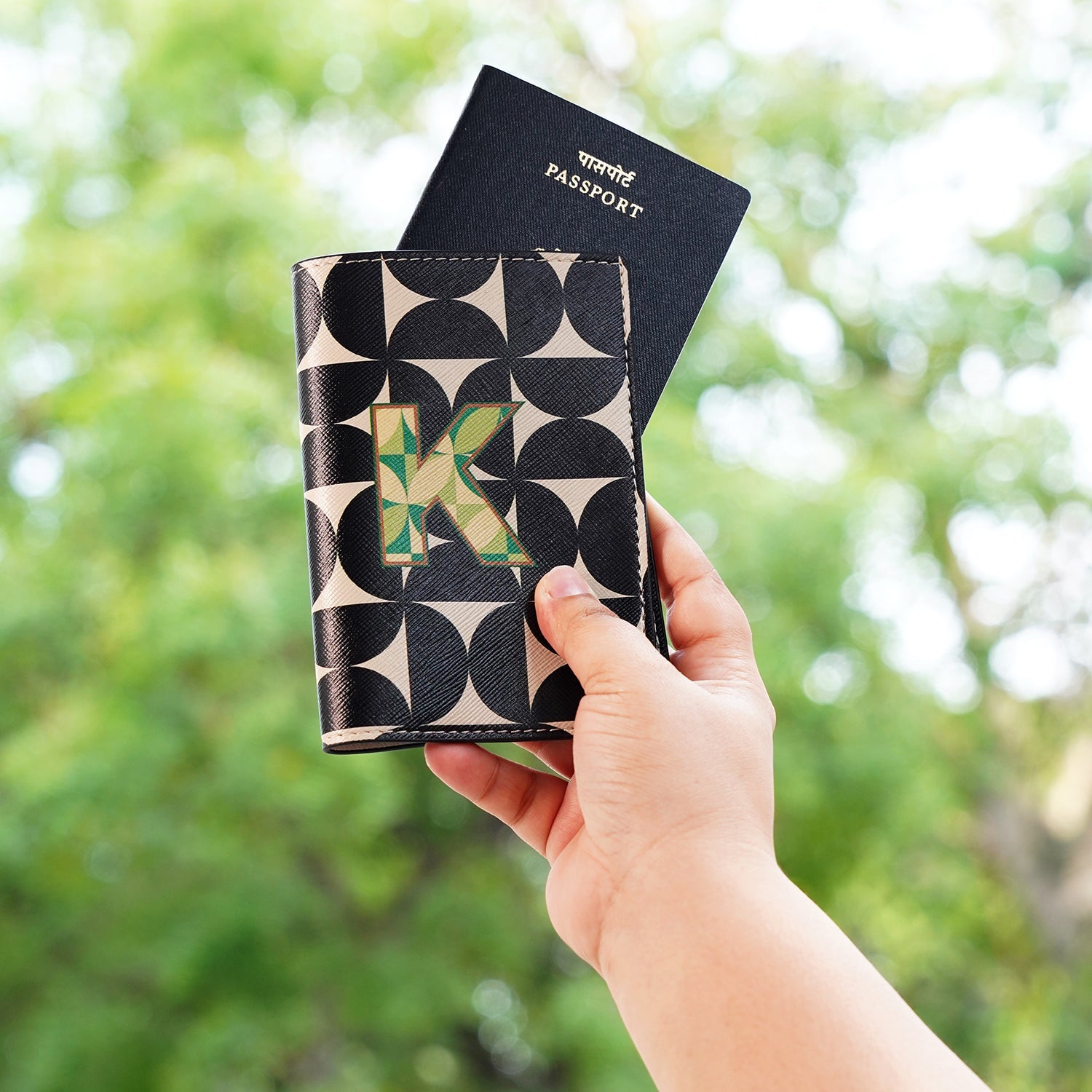 Set of 2 Black & Green K Passport Holder & Luggage Tag