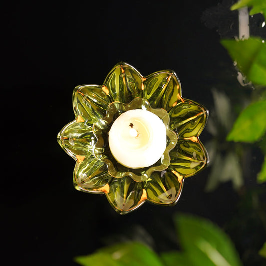 Set of 2 Green Floral Shaped Tealight Holder