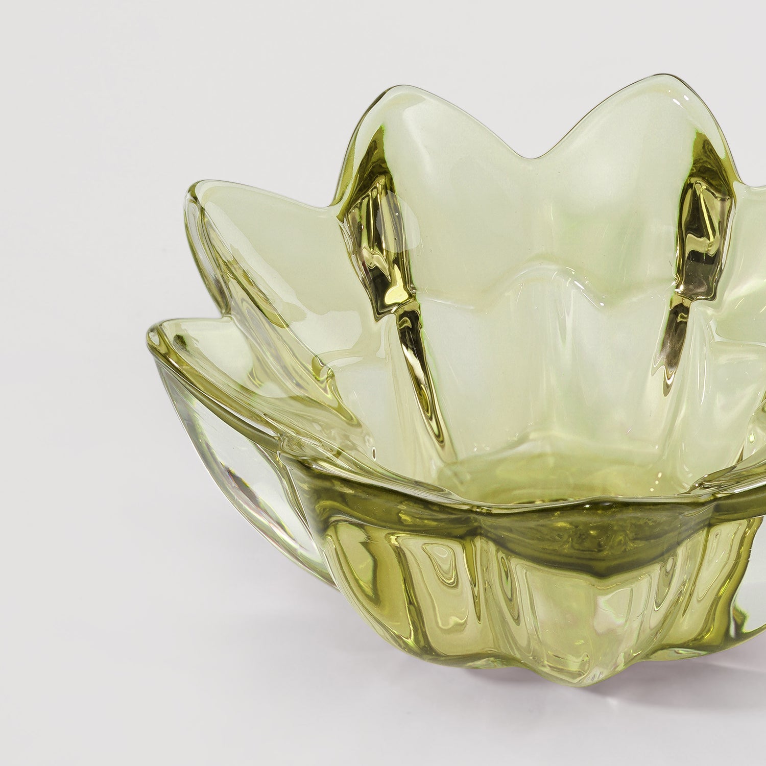 Set of 2 Green Floral Shaped Tealight Holder