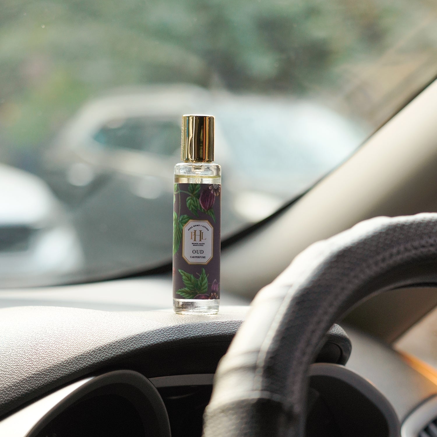 Oud Car Freshener Spray with Perfume Card