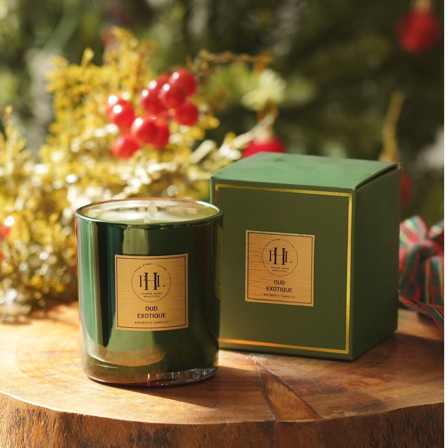 Oud Exotique Scented Wax Filled Glass Candle Jar - Green