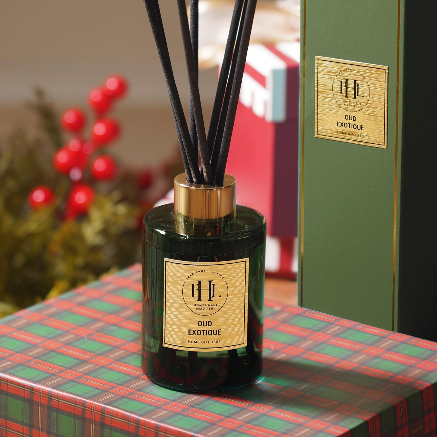 Oud Exotique Glass Reed Diffuser - Green