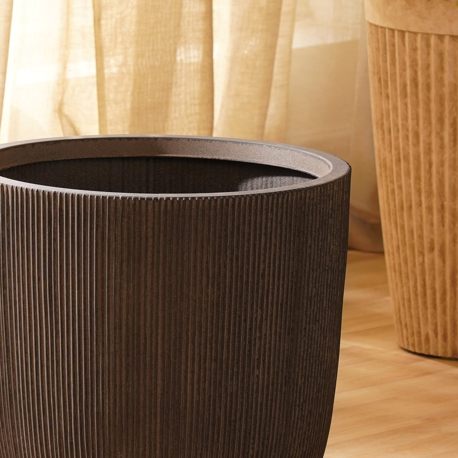 Black Recycled Plastic Pot - Large