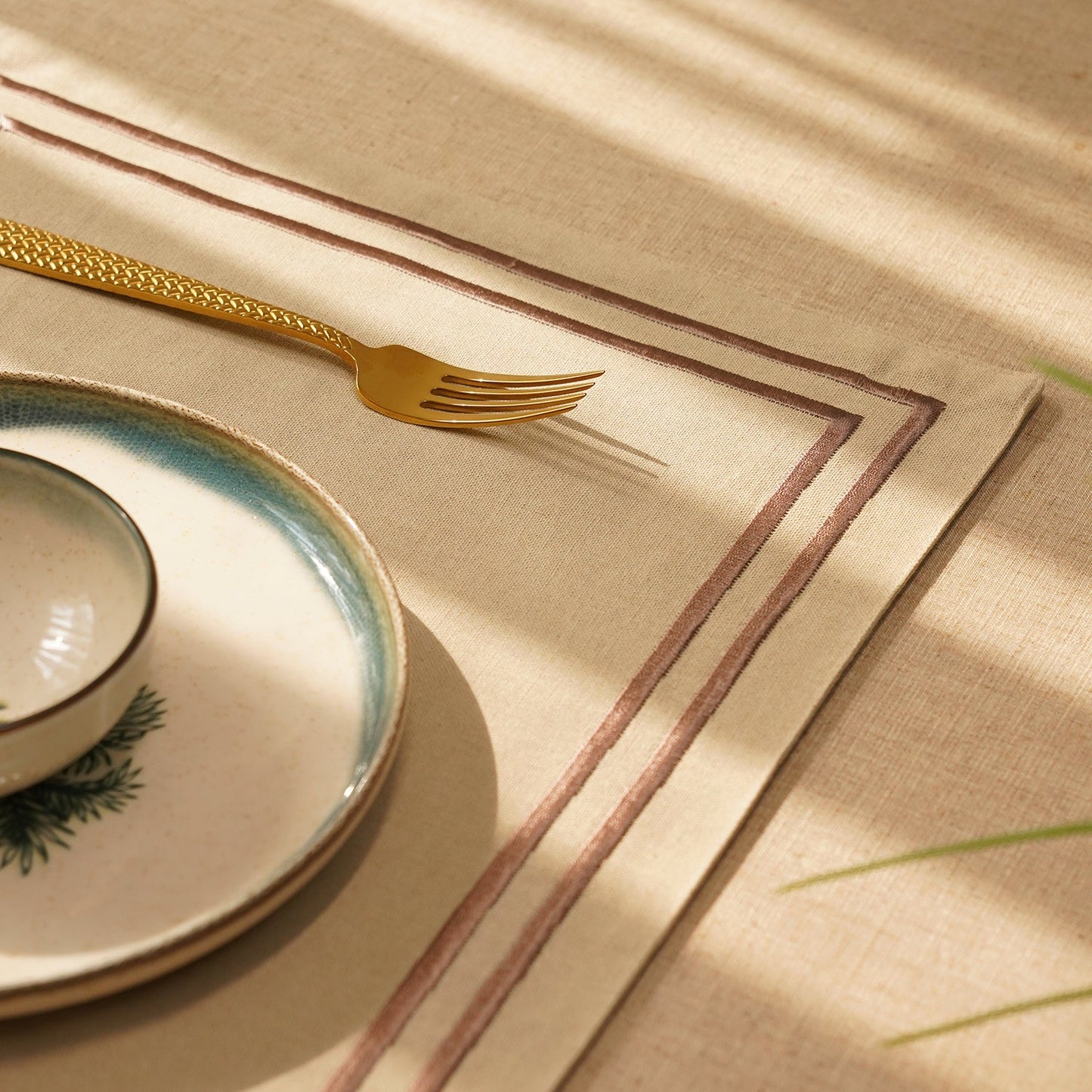 Set of 2 Beige Cotton Placemats with Contrast Embroidery