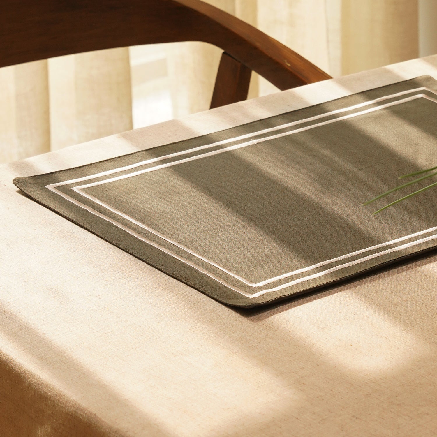 Set of 2 Taupe Cotton Placemats with Contrast Embroidery