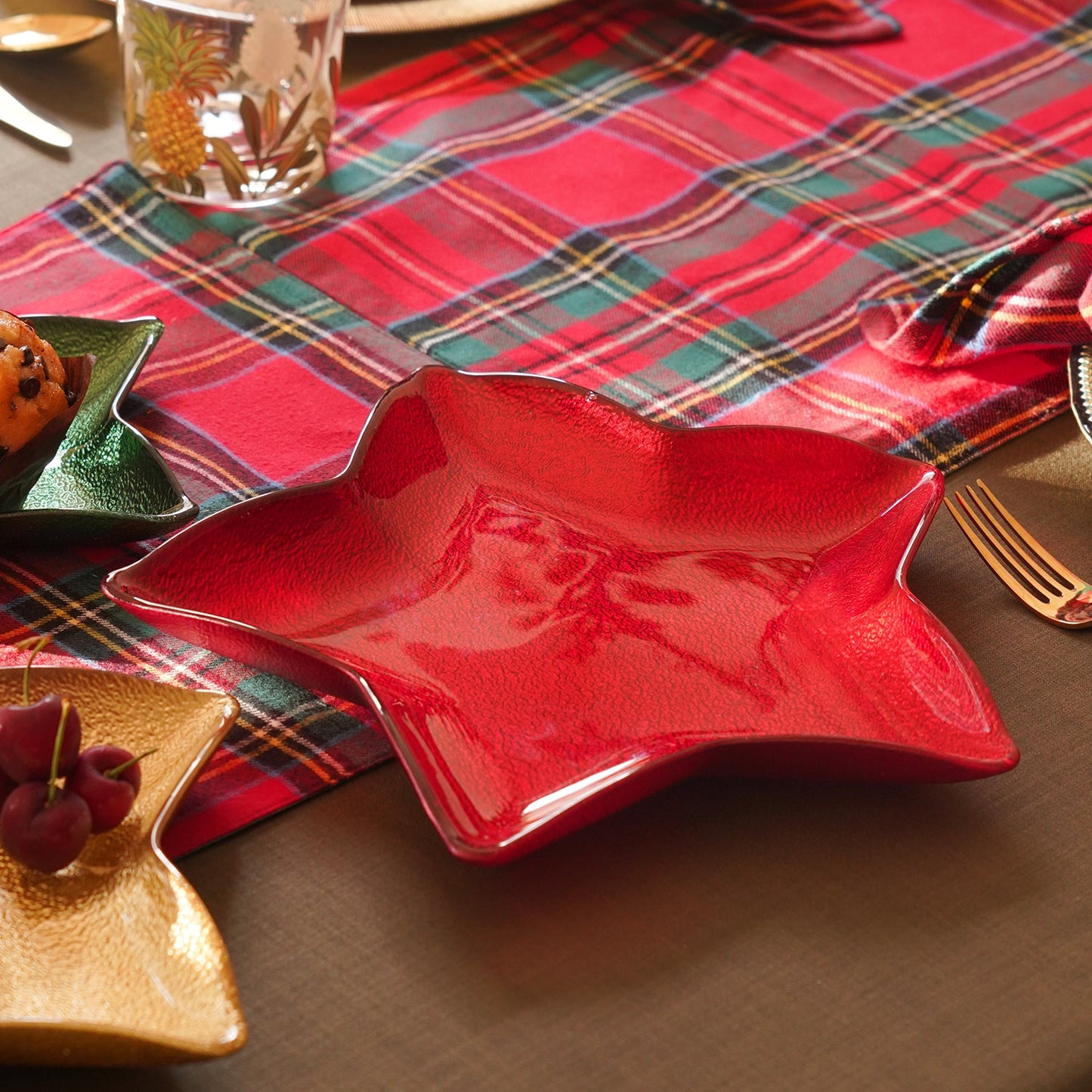 Red Shining Star Glass Decorative Platter - Large