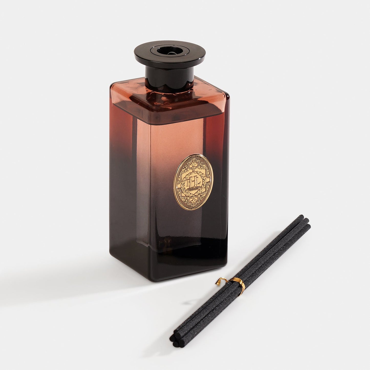 Oud Exotique Glass Reed Diffuser - Amber Black