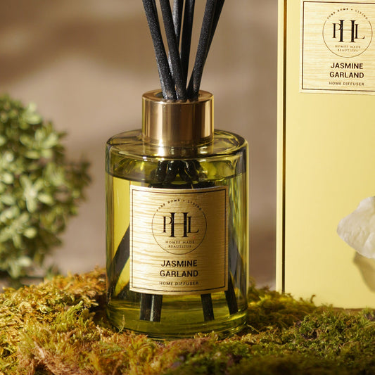 Jasmine Garland Glass Reed Diffuser - Light Green