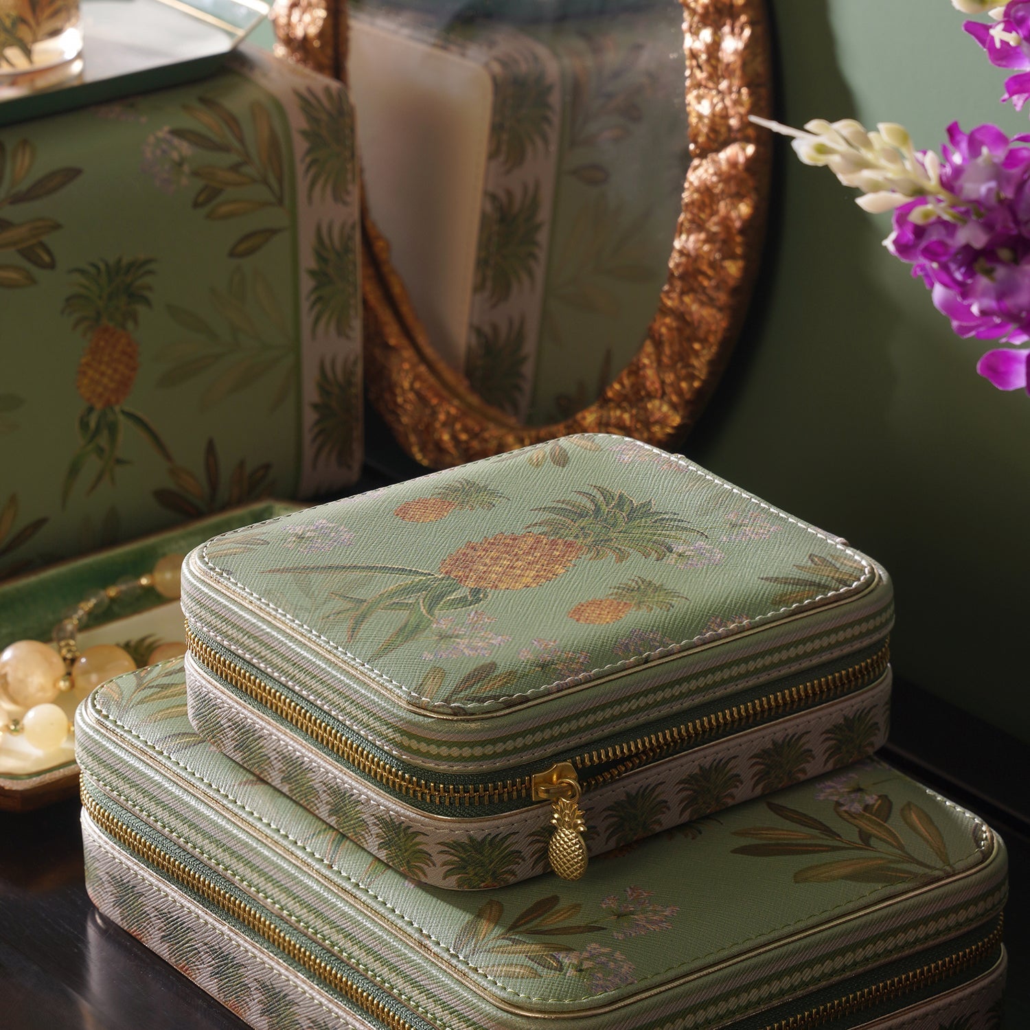 Green Pineapple Print Square Faux Leather Travel Jewellery Box