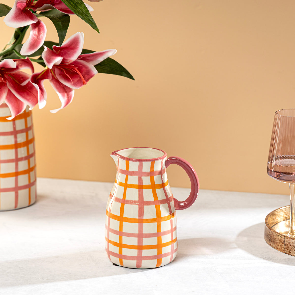 【Pure Home + Living】 Pink & Orange Checkered Water Jug｜ピンク＆オレンジ チェック柄 ウォータージャグ（水差し）｜16×13×18.5cm