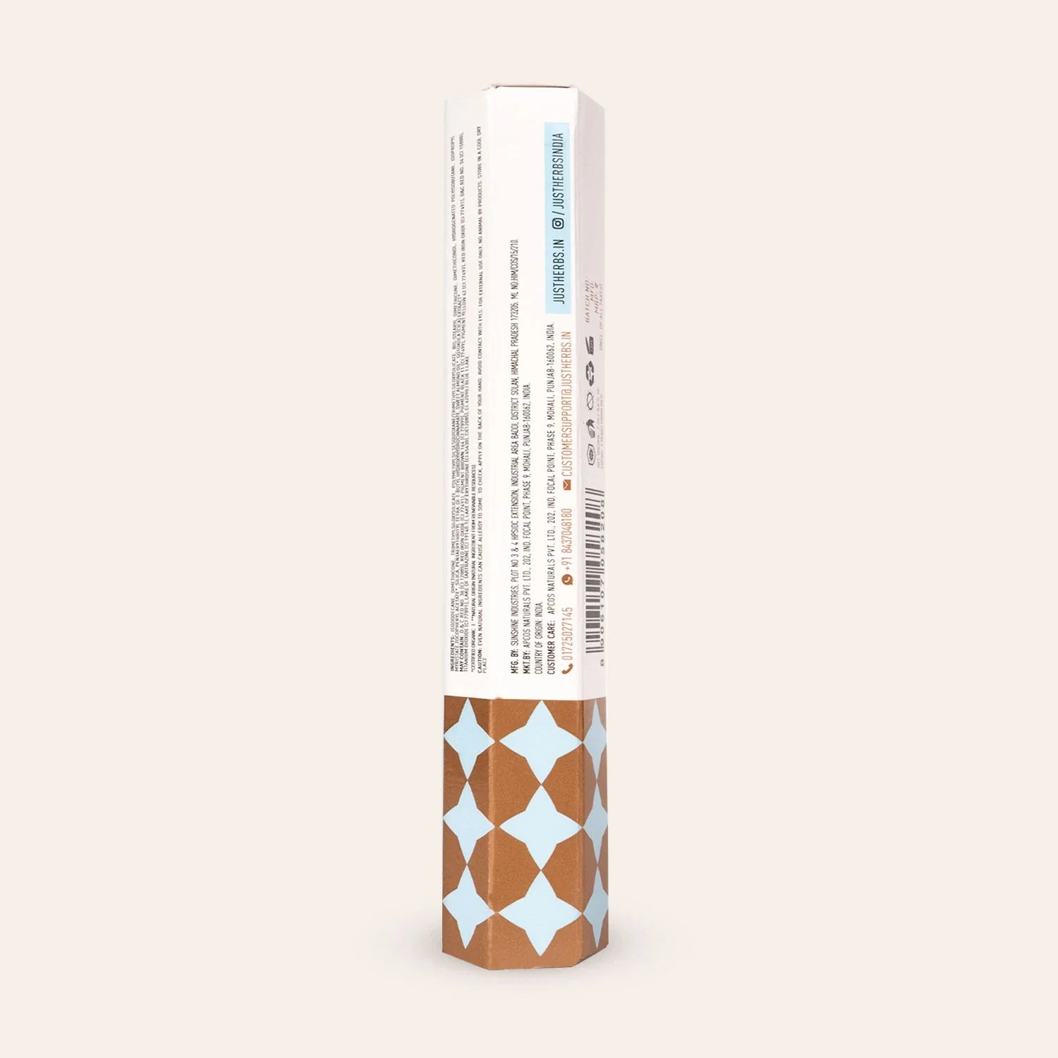 Plant-powered Glass Lip Ink with Cica and Sweet Almond Oil