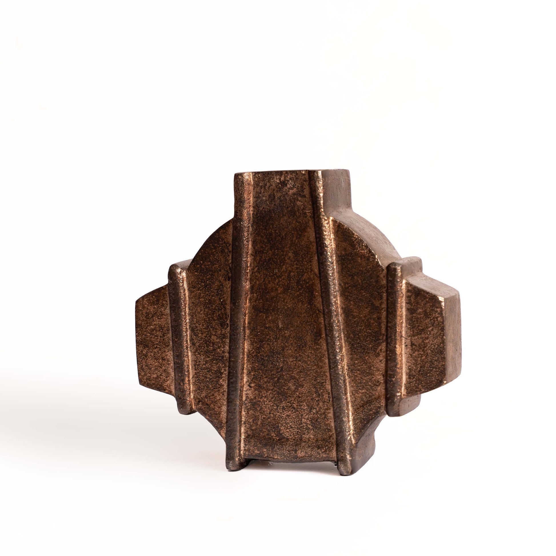 SIFAR VESSEL 22.7(L) x 8.8(B) x 21.1(H)