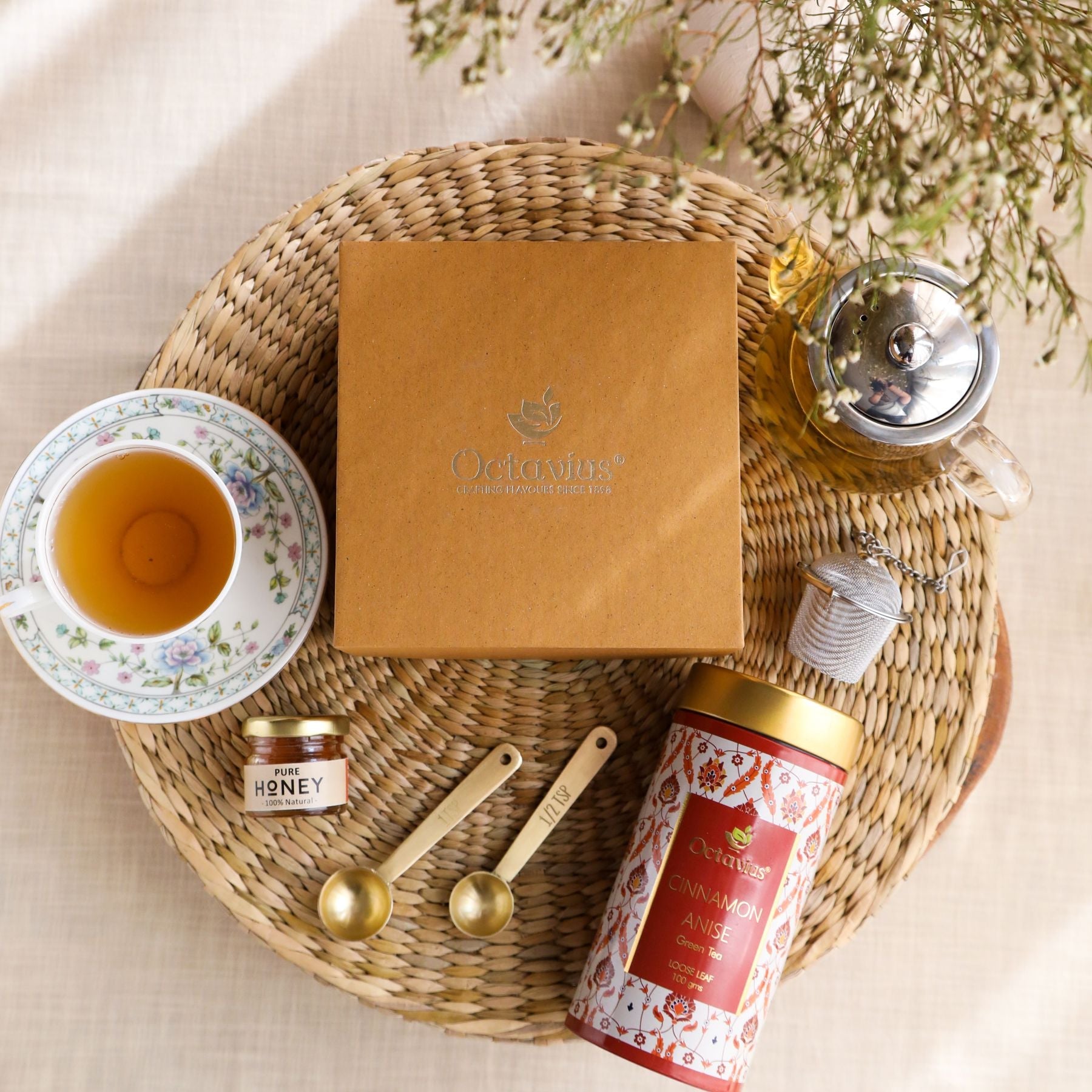 Tea Essentials-Sweet & Spicy (Cinnamon & Star Anise Green Tea) 950g