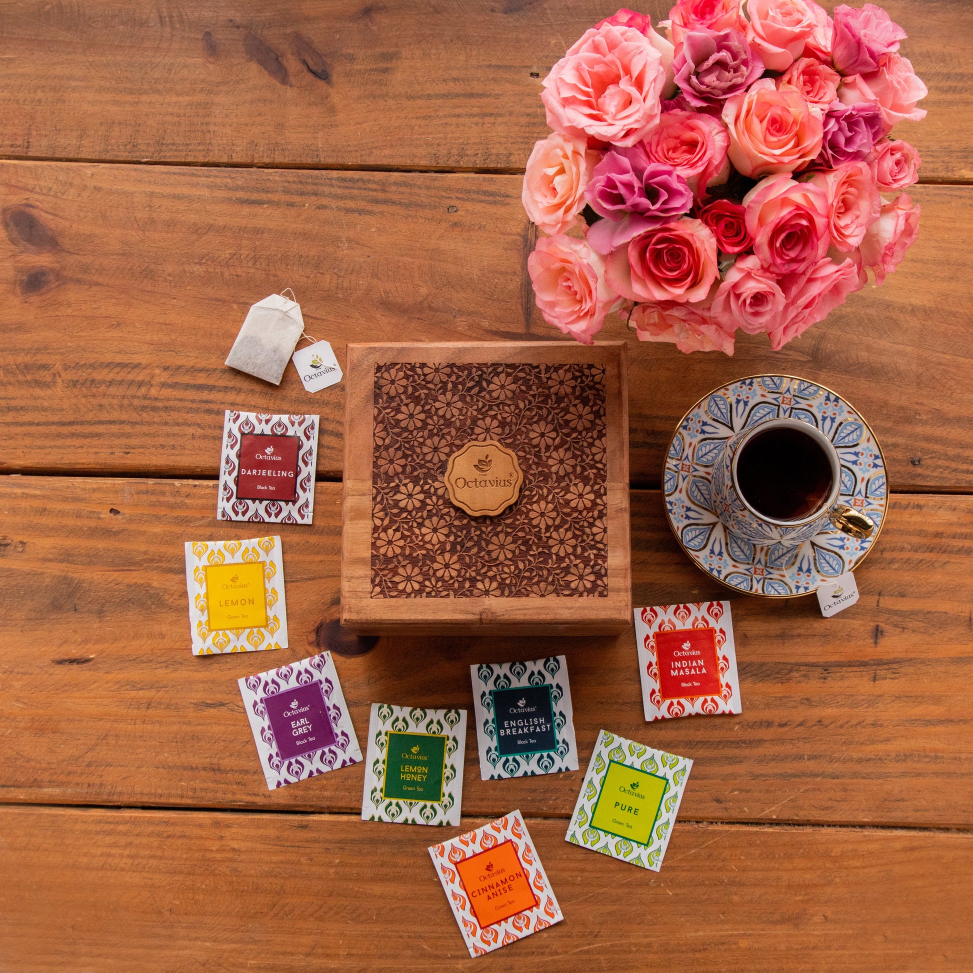 Tea Explorers’ Collection in Heritage Bloom Wooden Caddy (80 Enveloped Teabags) 80 Tea Bags
