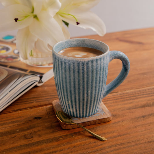 Coastal Ripple Hand-Painted Ceramic Mug – 650 ml 650ml