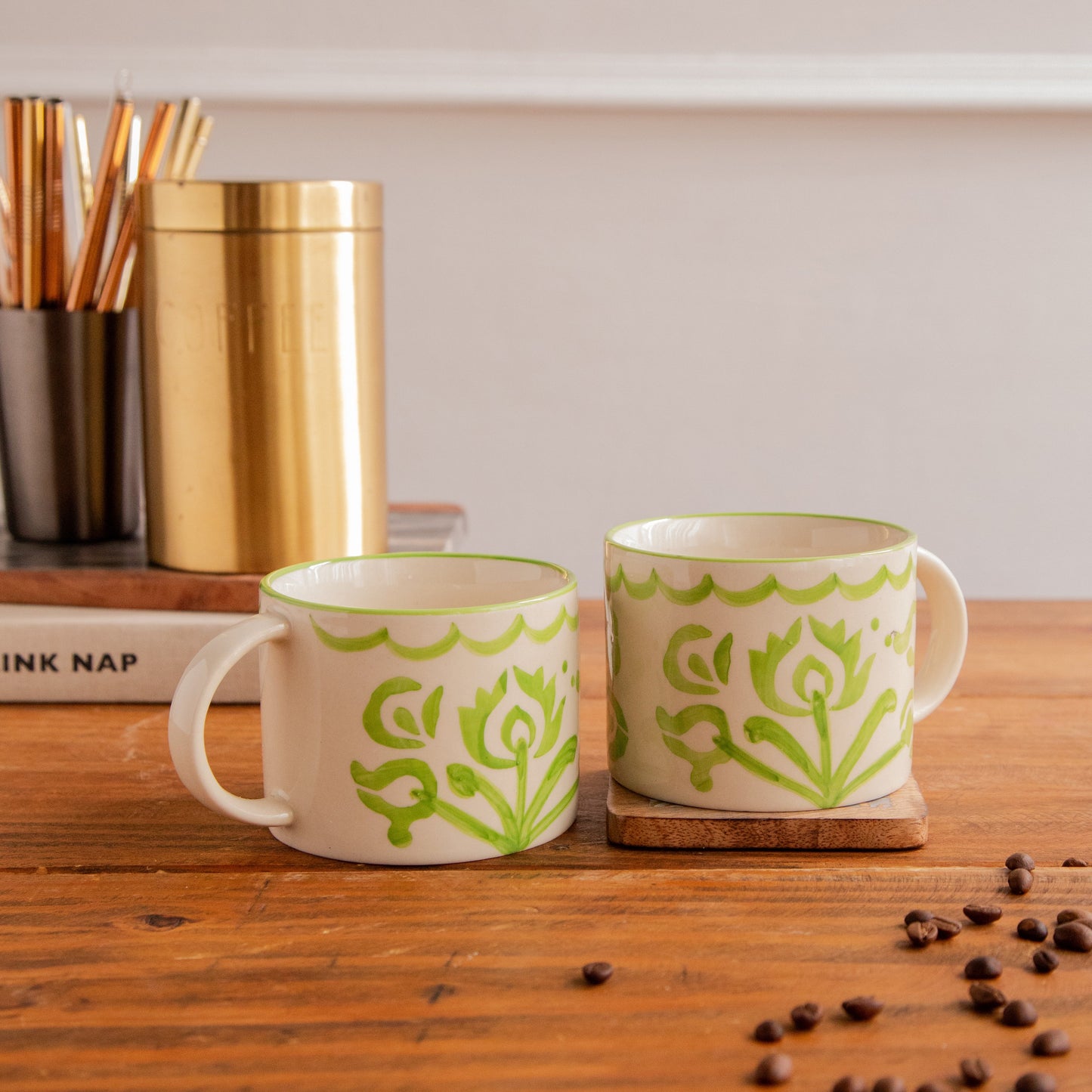 Meadow Bloom Hand-Painted Ceramic Mug – 425 ml 425ml