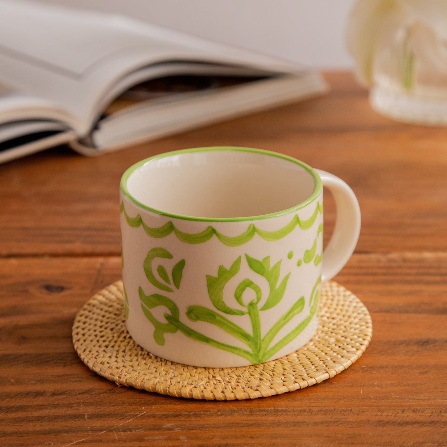 Meadow Bloom Hand-Painted Ceramic Mug – 425 ml 425ml