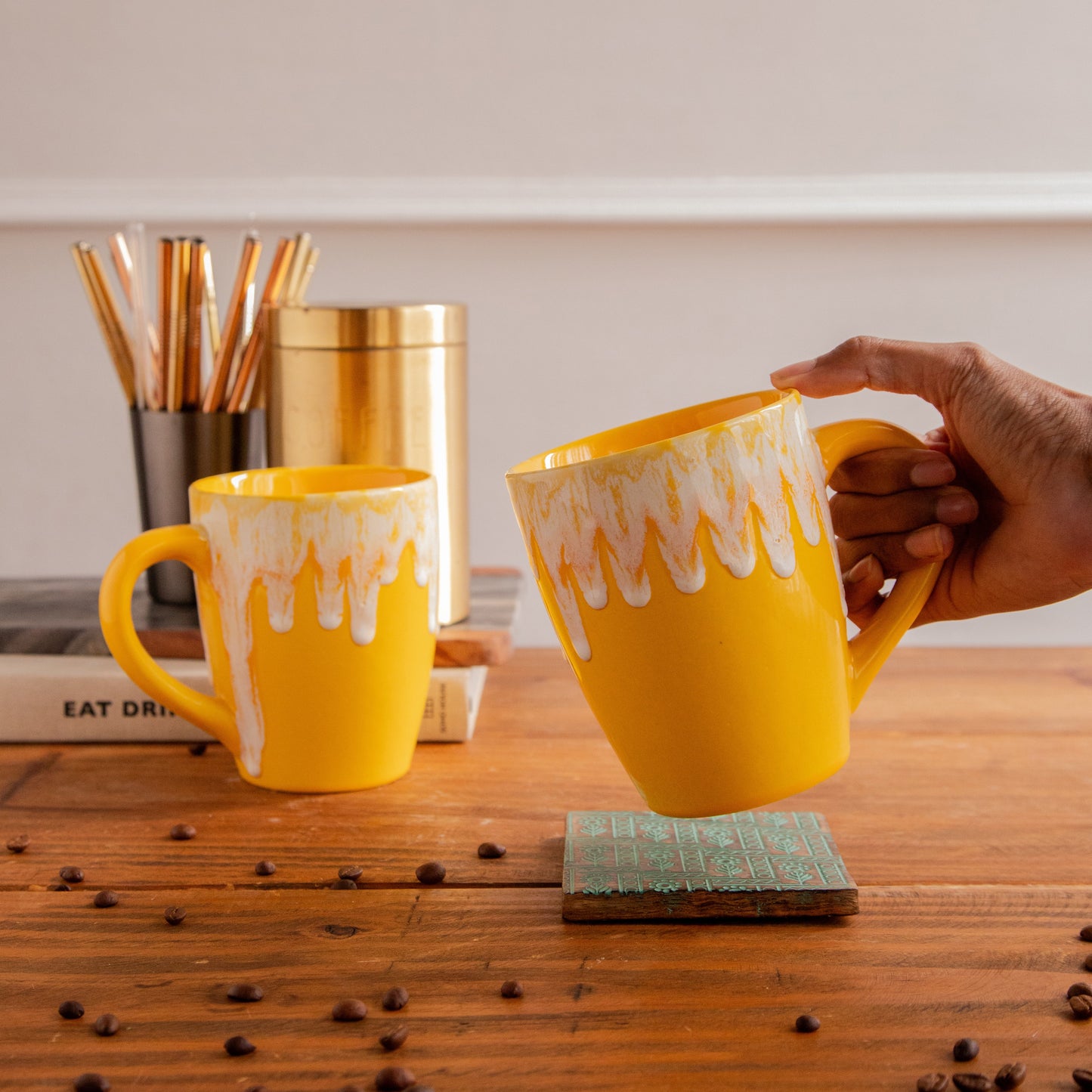 Sunburst Drizzle Hand-Painted Ceramic Mug – 650 ml 650ml