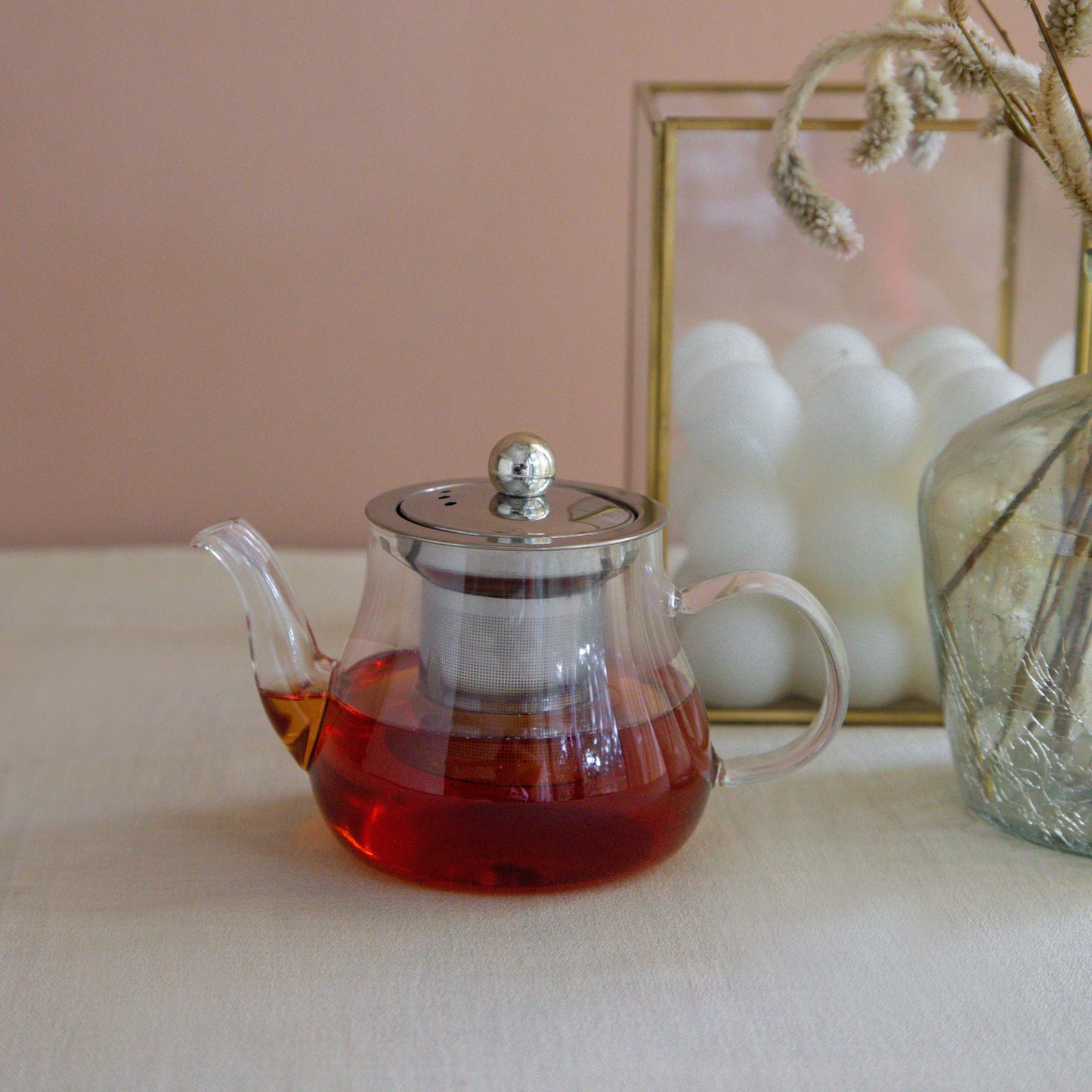 Pear Shaped Borosilicate Glass Kettle with Steel Infuser 600ml