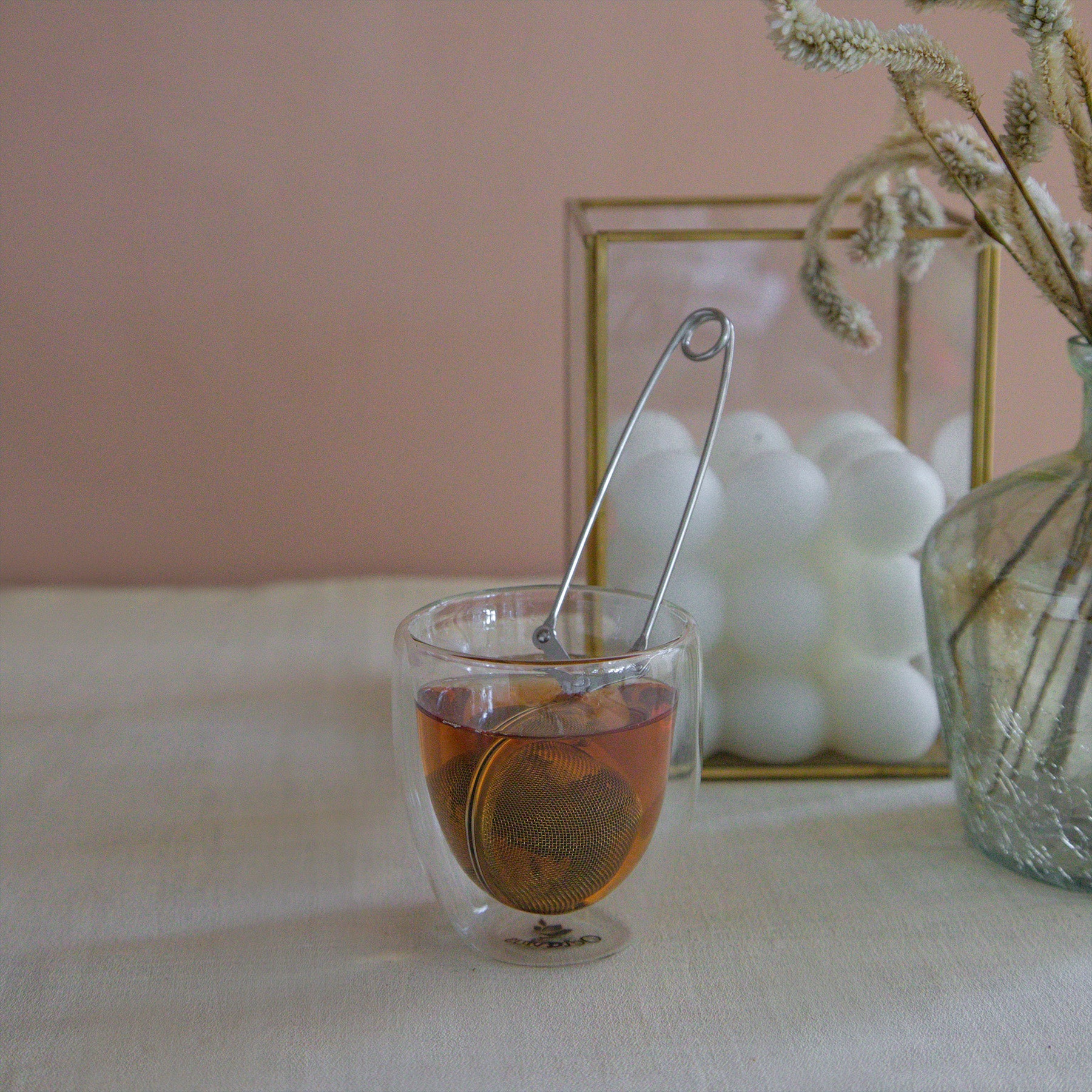 Ball Shaped Infuser with Squeeze Handle 60g