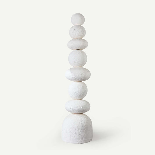 LARGE PEBBLE TOTEM 長さ: 34.3、幅: 34.3、高さ: 152.4