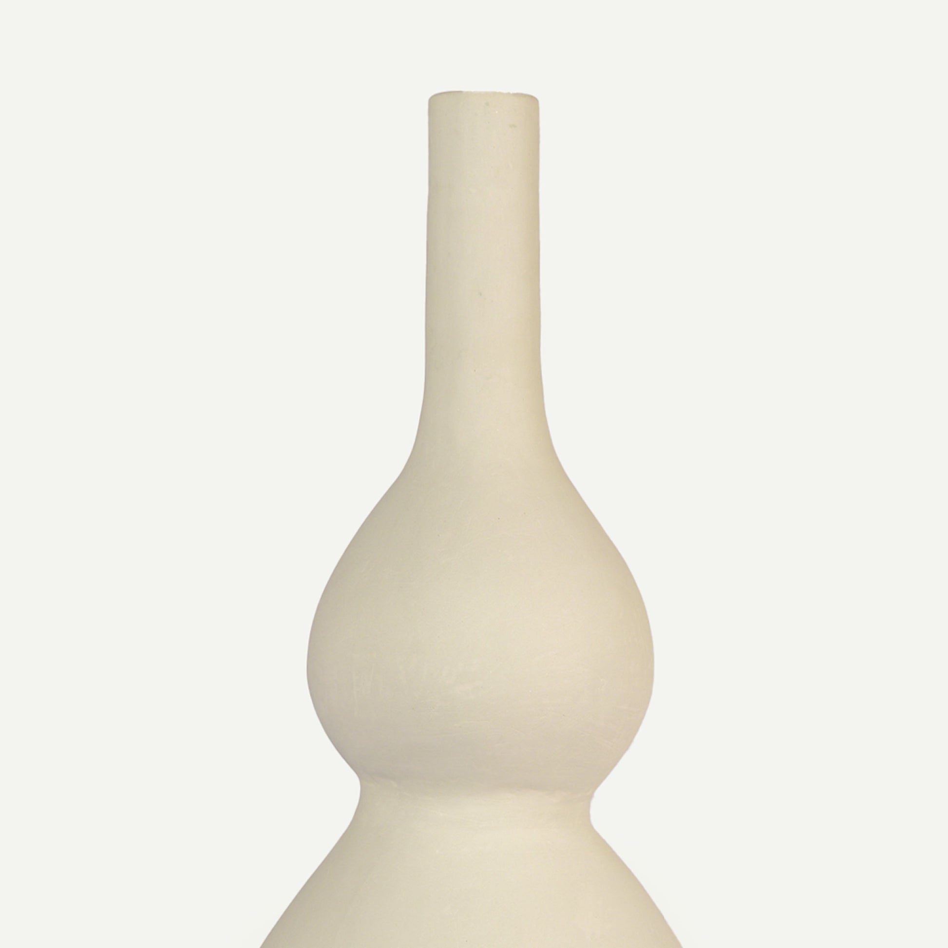 NILGAI VASE 長さ: 29、幅: 29、高さ: 73