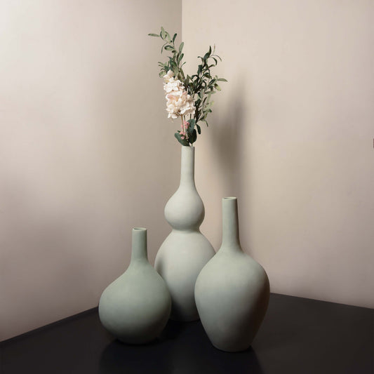 NILGAI VASE 長さ: 29、幅: 29、高さ: 73