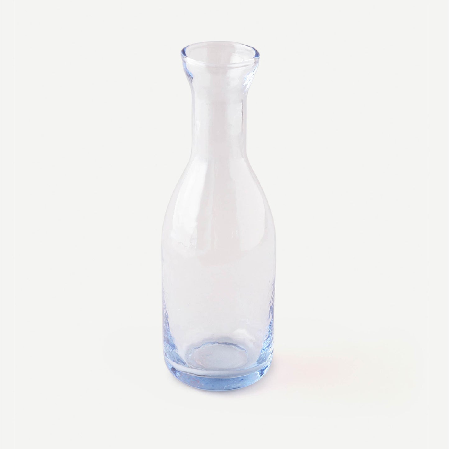 LAMERA PITCHER 8.4(長さ) x 8.4(幅) x 23.6(高さ); 直径: 8.4