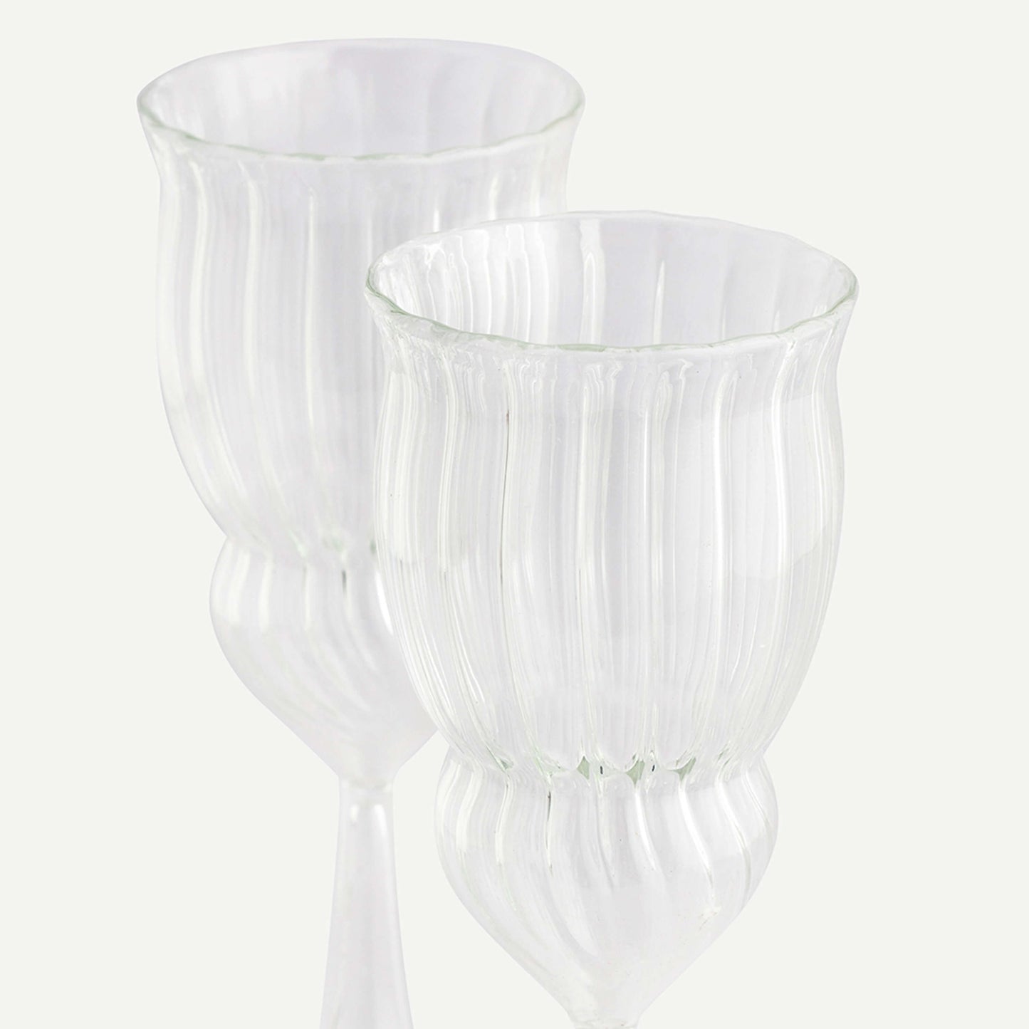 VICTORIA CHAMPAGNE FLUTES (SET OF 2) 6.5(幅) x 6.5(奥行) x 20.5(高さ)／直径: 6.5