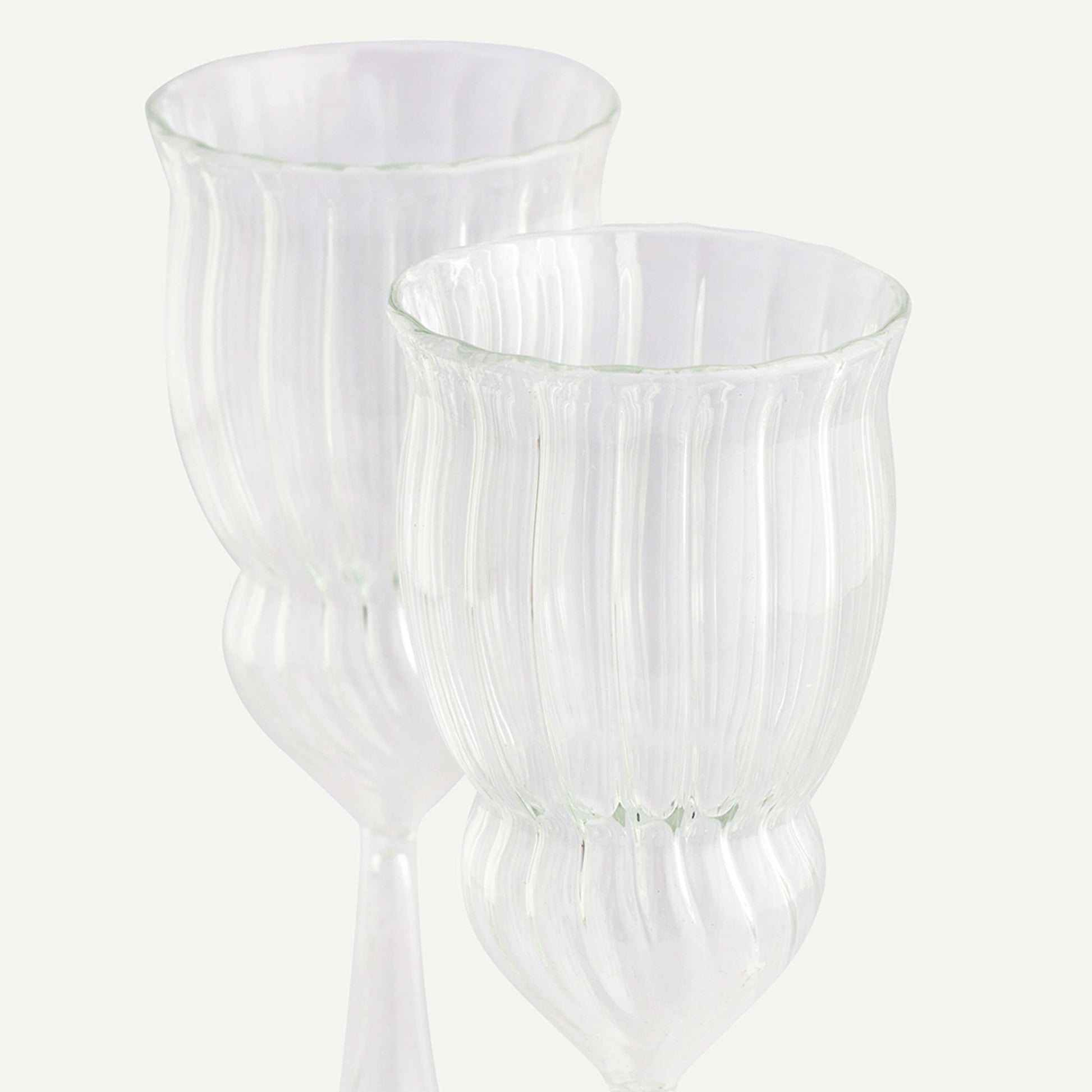 VICTORIA CHAMPAGNE FLUTES (SET OF 2) 6.5(幅) x 6.5(奥行) x 20.5(高さ)／直径: 6.5
