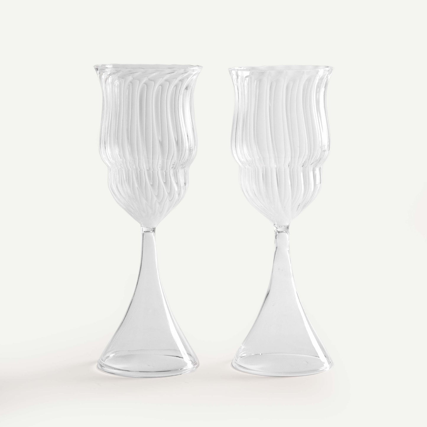 PEACOCK WINE GLASSES (SET OF 2) 8.5(長さ) x 8.5(幅) x 20.3(高さ); 直径: 8.5