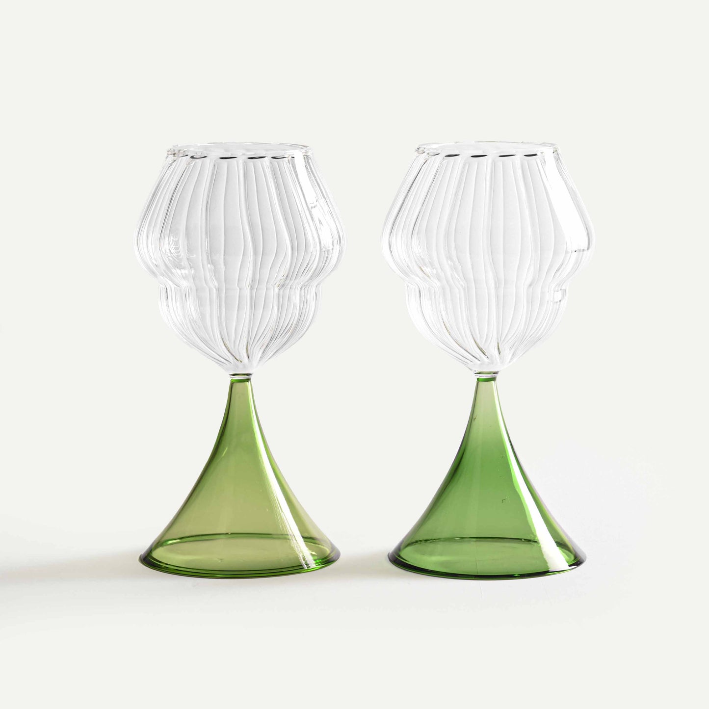 UCCELLO WINE GLASSES (SET OF 2) 10.6(L) x 10.6(B) x 19.7(H); 直径: 10.6
