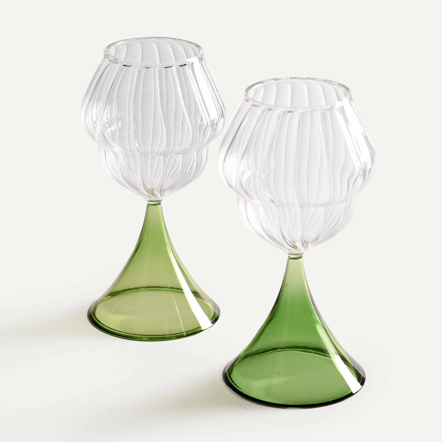UCCELLO WINE GLASSES (SET OF 2) 10.6(L) x 10.6(B) x 19.7(H); 直径: 10.6