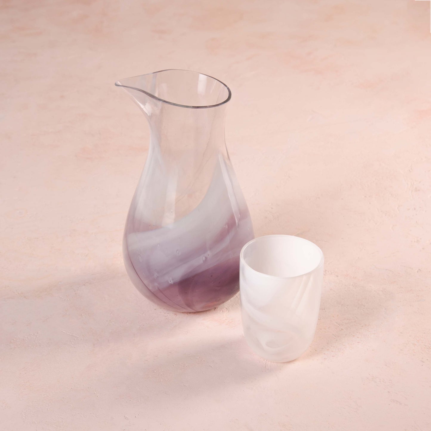 FIUME WATER PITCHER 12.8(L) x 12.8(B) x 22.1(H); 直径: 12.8