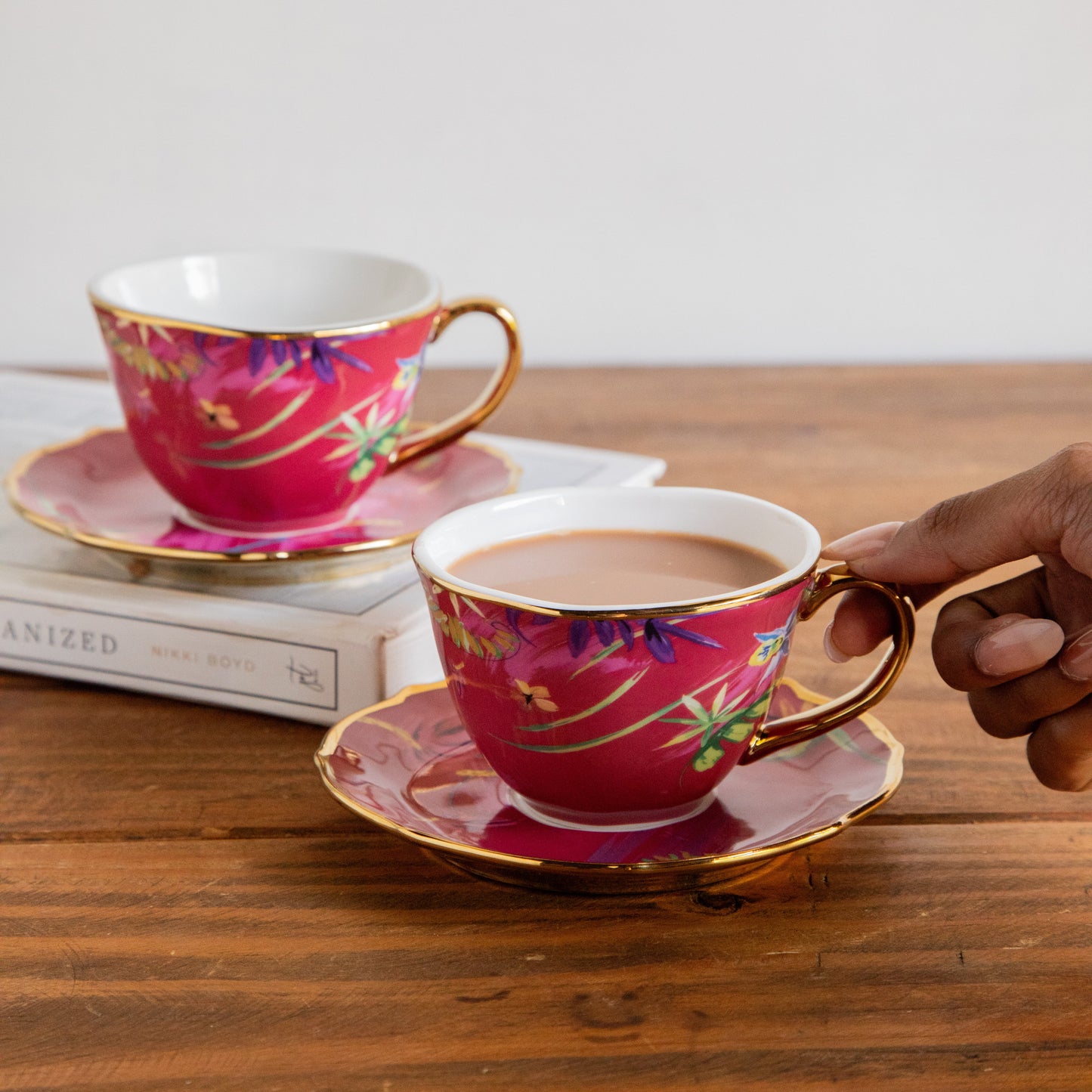 Imperial Crimson Bloom Tea Set (6 Cups & Saucers) – 200 ml 200ml