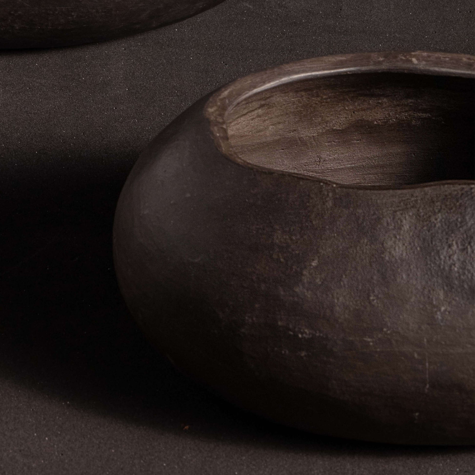 LOKTAK SMALL VASE 20.5(幅) x 15.5(奥行) x 9.8(高さ)