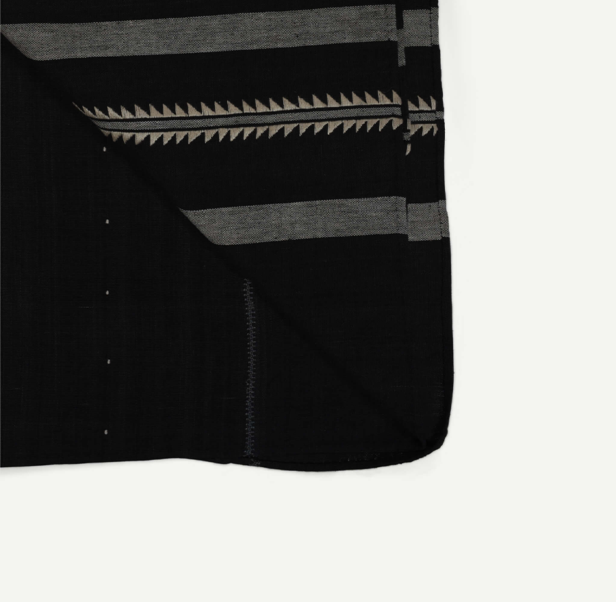 REGALIA NOIR PATTERNED TABLE COVER 215(長さ) x 148(幅)