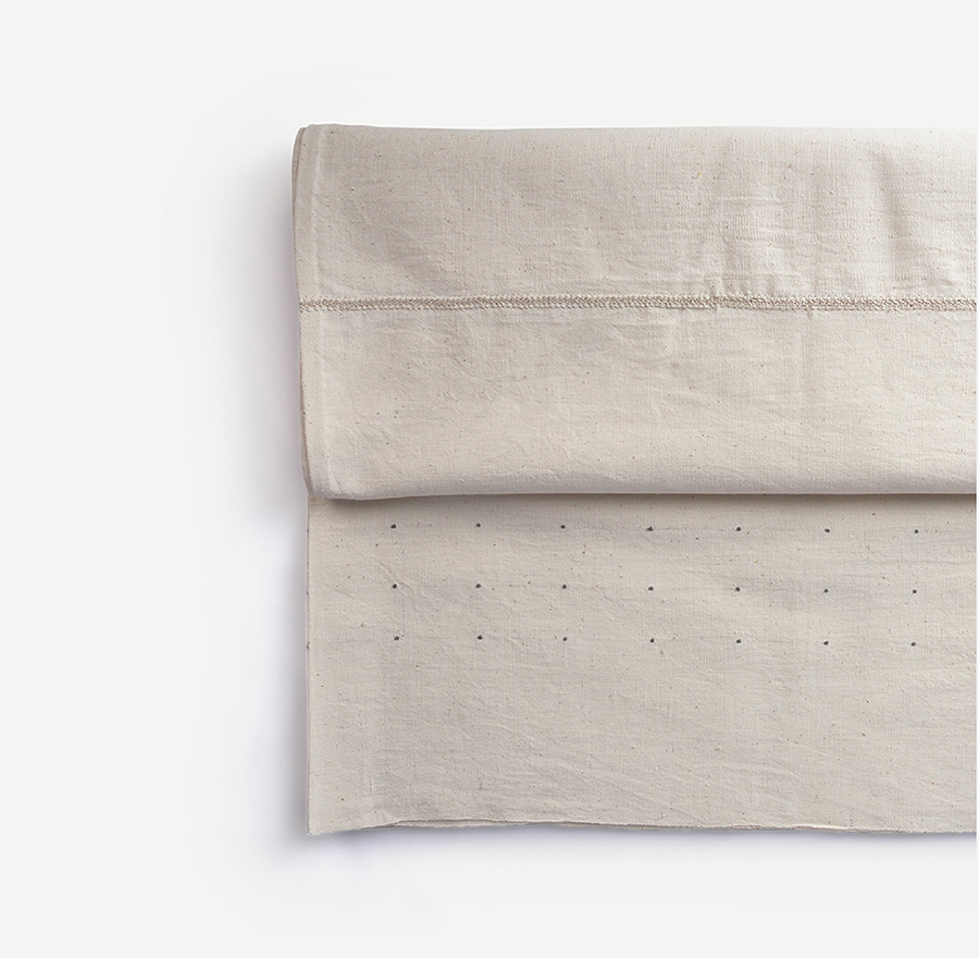 REGALIA RADIANCE TABLE CLOTH 268(L) x 186(B)