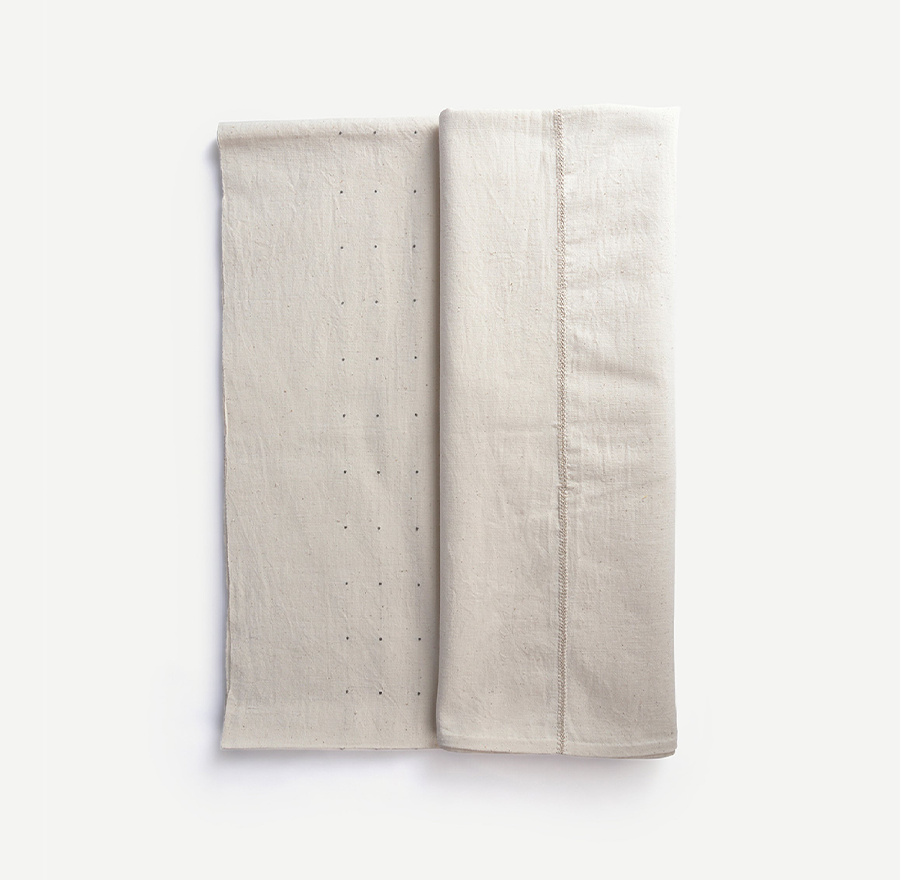 REGALIA RADIANCE TABLE CLOTH 268(L) x 186(B)