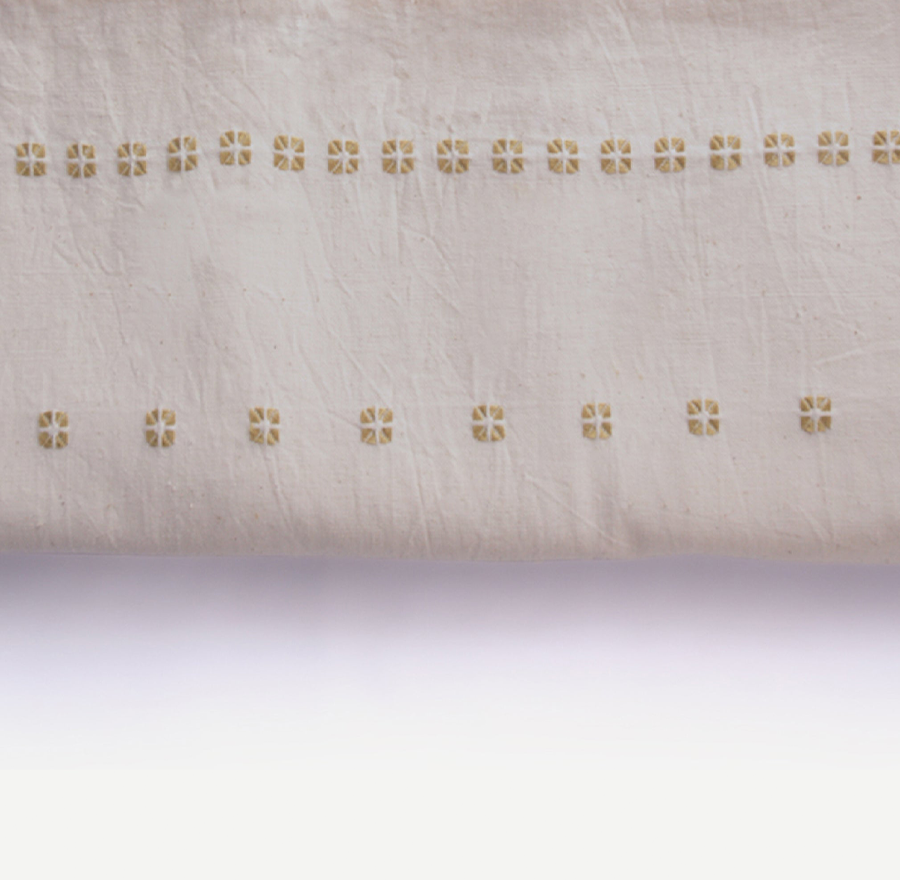 REGALIA IVORY LIGHT TABLE CLOTH 282(L) x 186(B)
